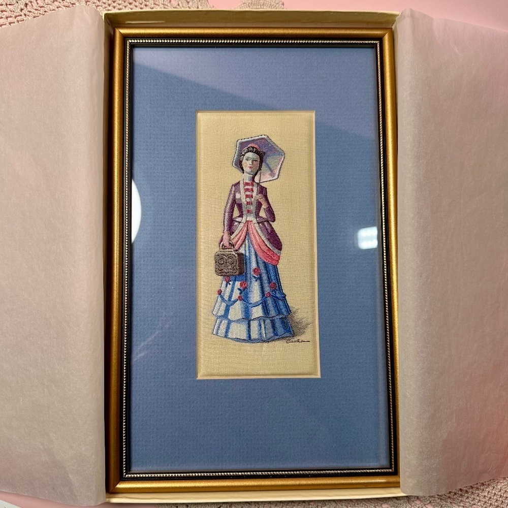 Vintage Cashs “Mrs. Albee” Silk & Rayon Woven Portrait – Framed Avon Collector - Picture 1 of 8